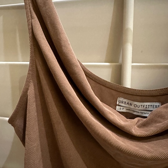 NWOT Urban Outfitters Cowl Neck Crop Tank Top - Picture 2 of 3